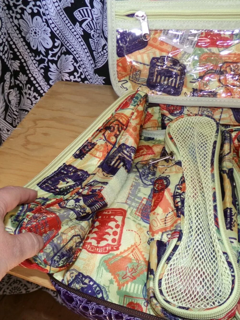 Samantha Brown Travel Toiletries/Makeup Bag